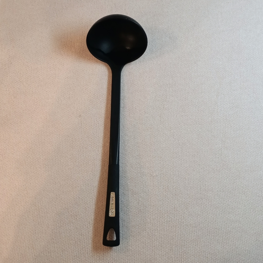 Vintage Calphalon Nylon with Good Grip Handle Ladle